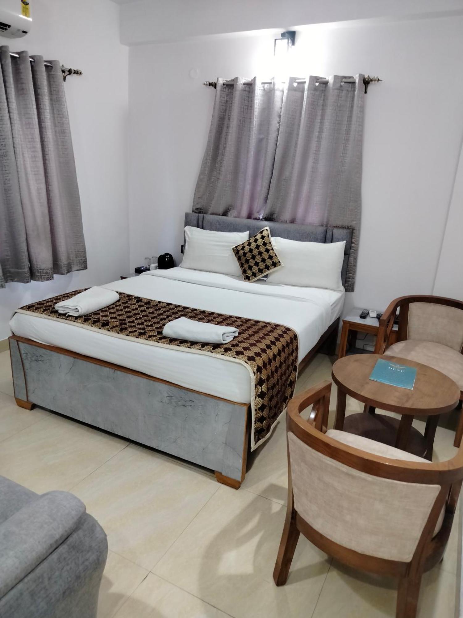 Hotel Aman Residency Allāhābād Junction Kültér fotó